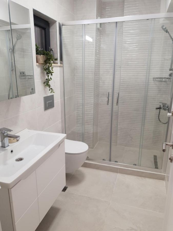 Apartament Le Bonheur Deux Solid Residence Butoaie 마마이아 외부 사진