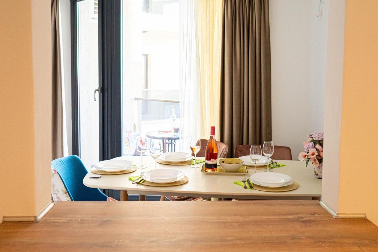 Apartament Le Bonheur Deux Solid Residence Butoaie 마마이아 외부 사진