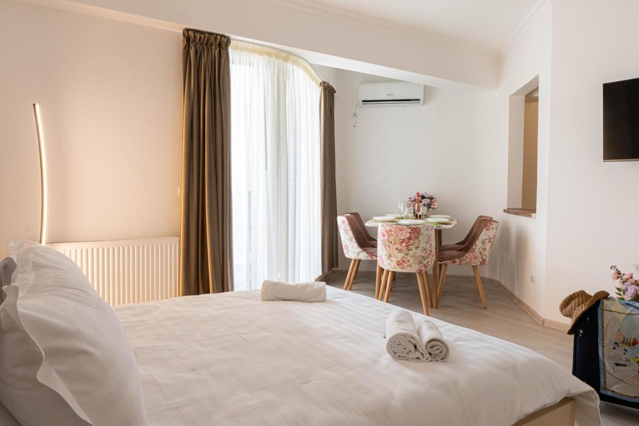 Apartament Le Bonheur Deux Solid Residence Butoaie 마마이아 외부 사진
