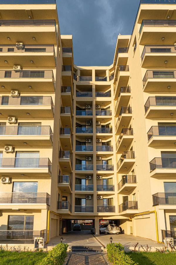 Apartament Le Bonheur Deux Solid Residence Butoaie 마마이아 외부 사진
